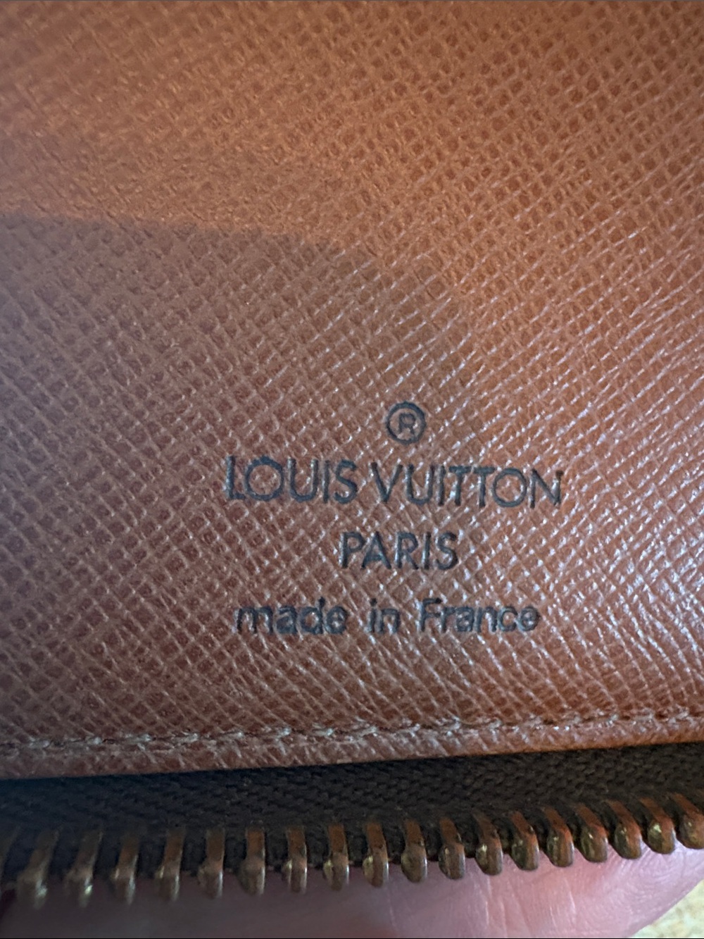 Louis Vuitton Monogram Canvas Zip-Around Travel Agenda - Picture 7 of 15
